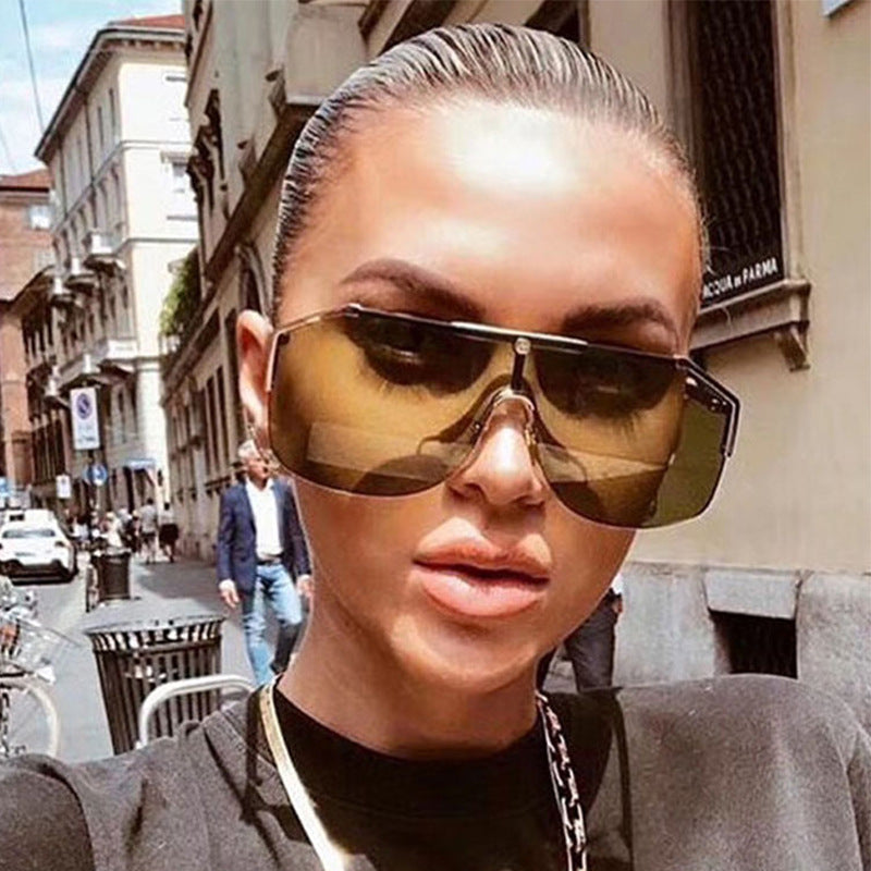 New Year's New Large-Frame Sunglasses For Women, The Same Style As European And American Internet Celebrities, Versatile Sunglasses For Women, Trendy Outdoor Sunglasses
