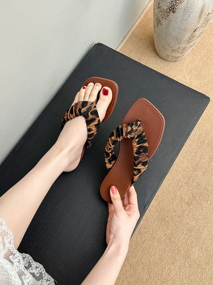 Women's Summer Flip Flops, Comfortable Outdoor Wear, Pleated Thick Sole Thong Slippers, Matching For Dresses Beach Slippers