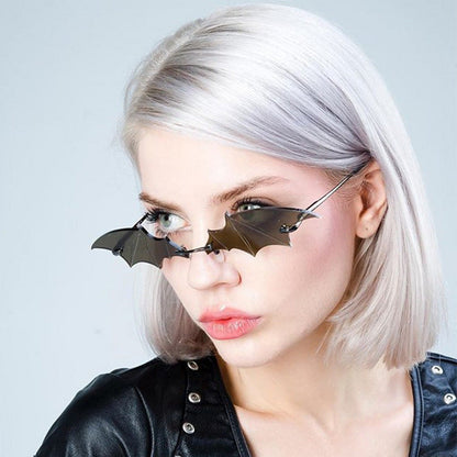 Bat Sunglasses Female Funny Prom Trendy Street Photography Sunglasses Small Frame European And American Fashion Special-Shaped Glasses Sunglasses