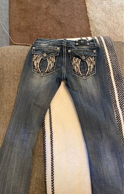 Retro Rhinestone-embellished Embroidered Wing Jeans