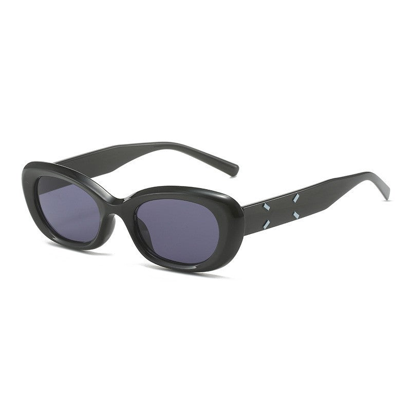 Fashionable Retro Sunglasses For Men And Women