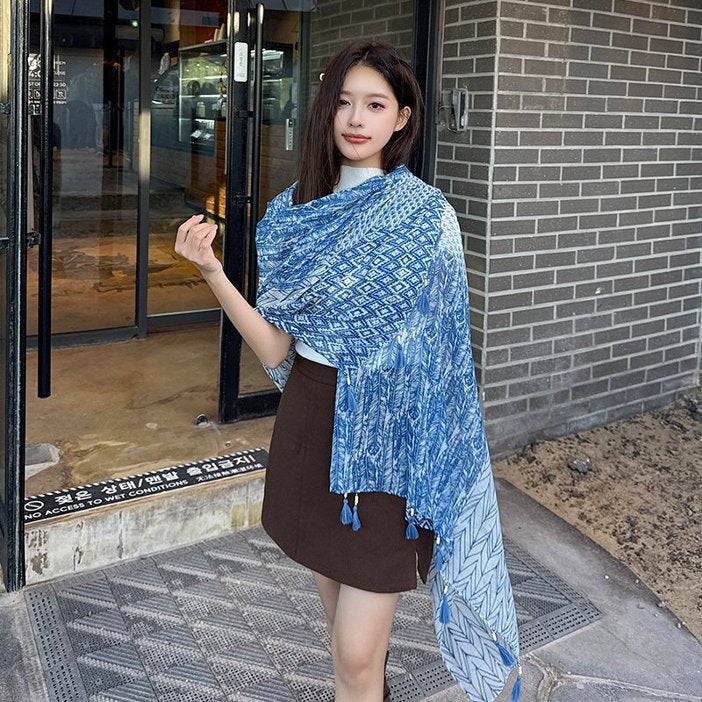Multifunctional Neck Scarf For Air-Conditioned Rooms