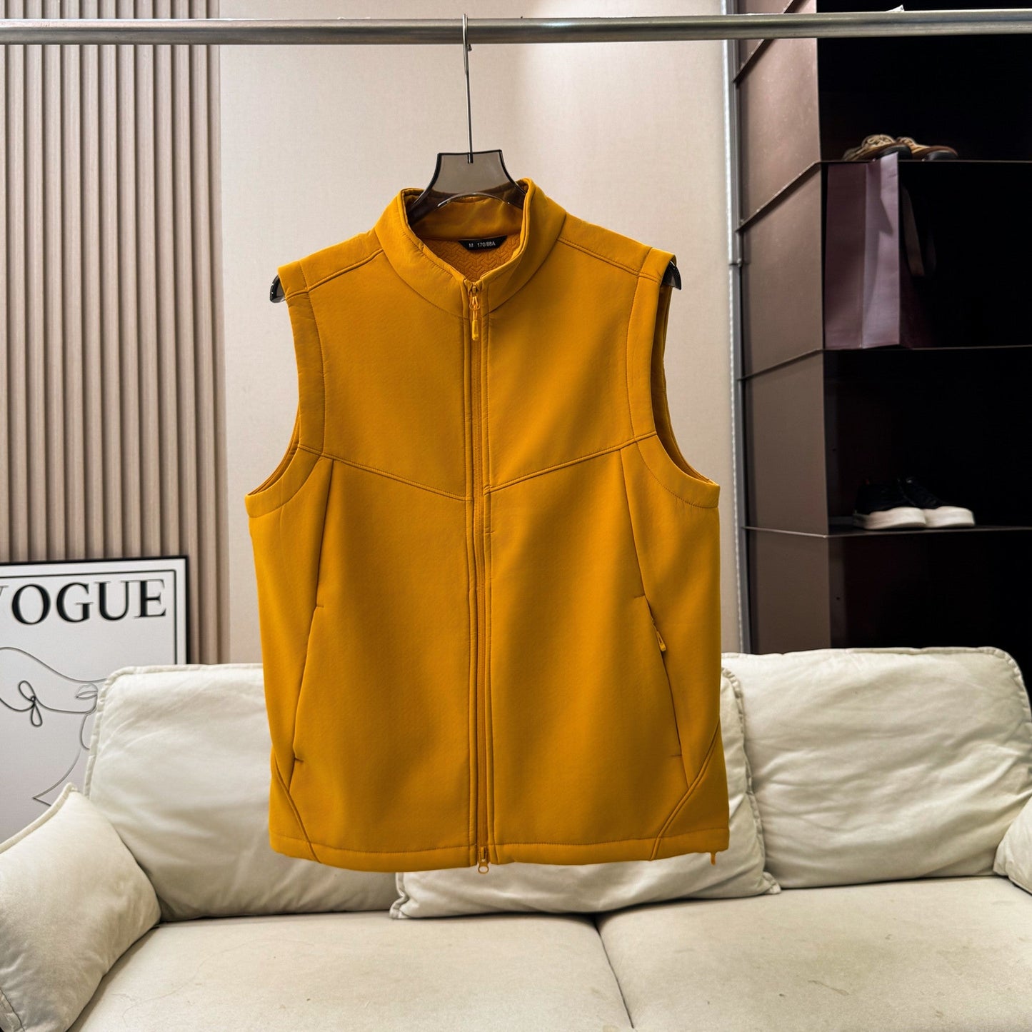 Men Women Couples Softshell Vest Stand Collar Zip Up Outdoor Sleeveless Jacket Windproof Water Resistant Fleece Lined Functional Gilet For Fall Winter Casual Hiking Travel
