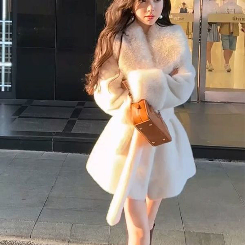 Womens Mid-Length Fur Coat With A Large Fur Collar And Tied Belt
