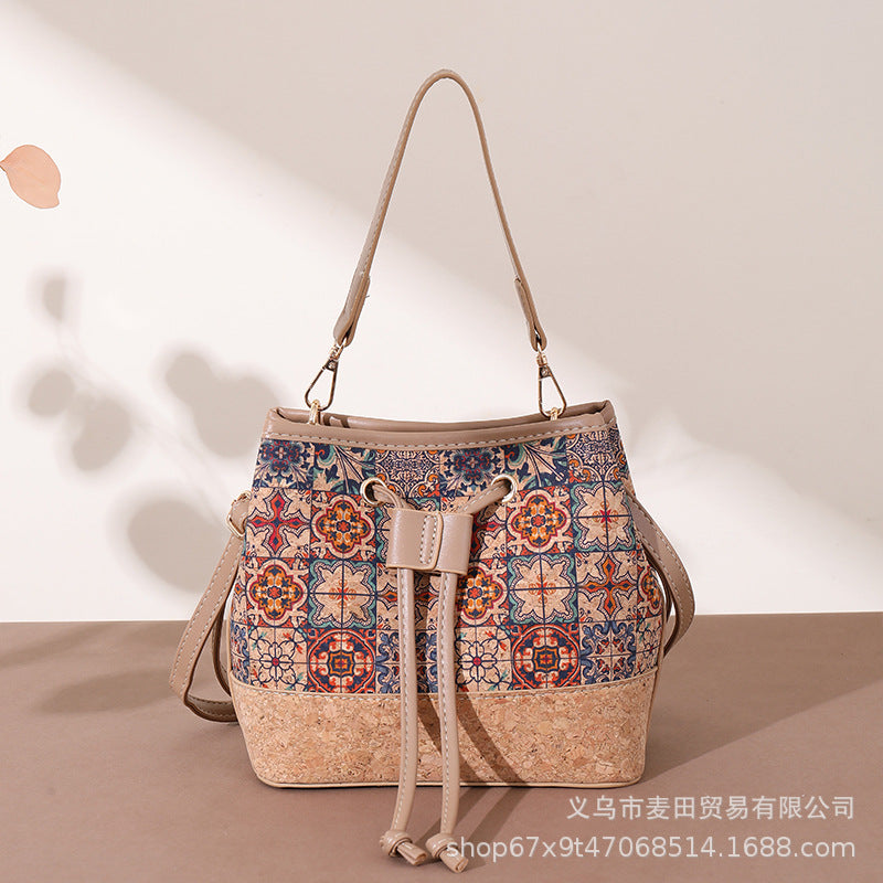 Vintage Printed Large-Capacity Women's Tote Bag With Wood-Grain Exterior And Wood-Grain Interior