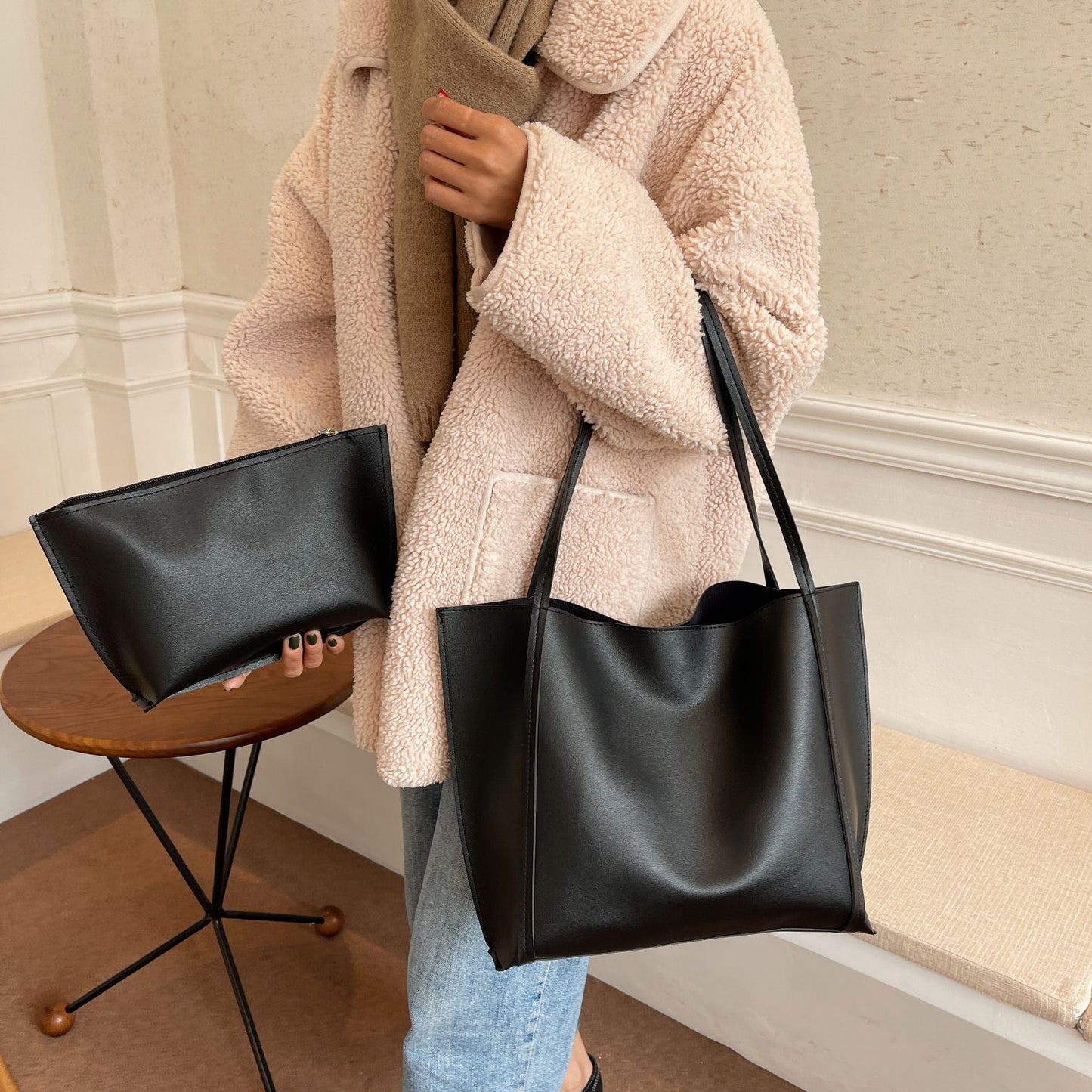 Large-capacity Retro Womens New Single-shoulder Bag