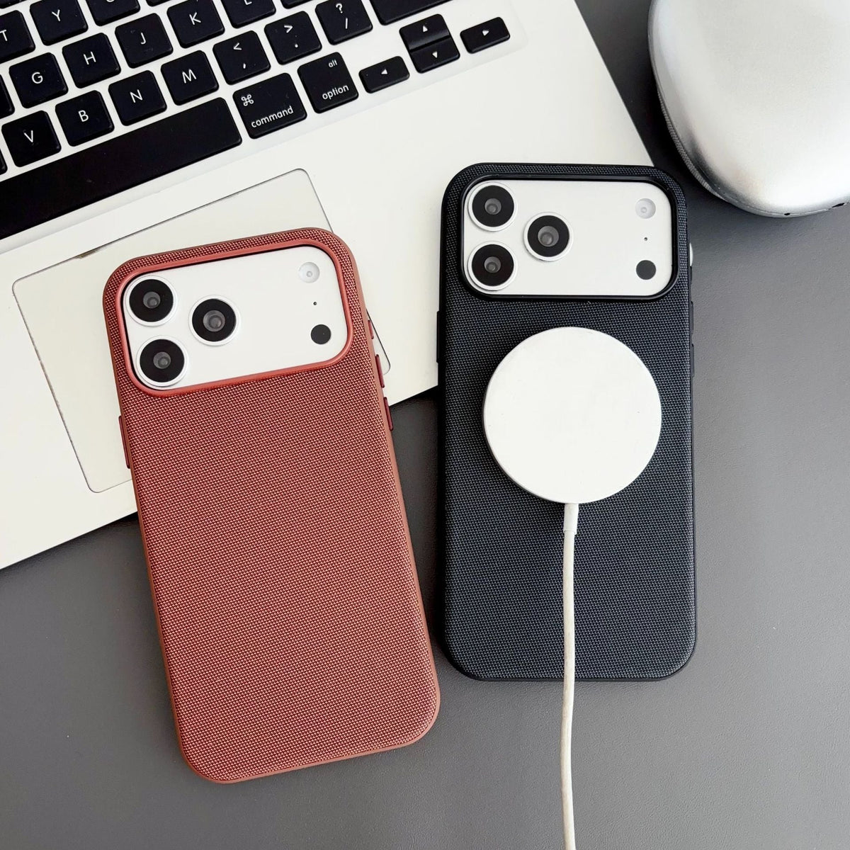 Tech Fabric Magnetic Pop-up Phone Case