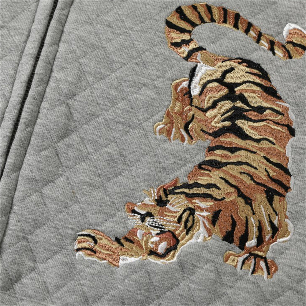 Tiger-Embroidered Rhombic-Check Thickened Hoodie