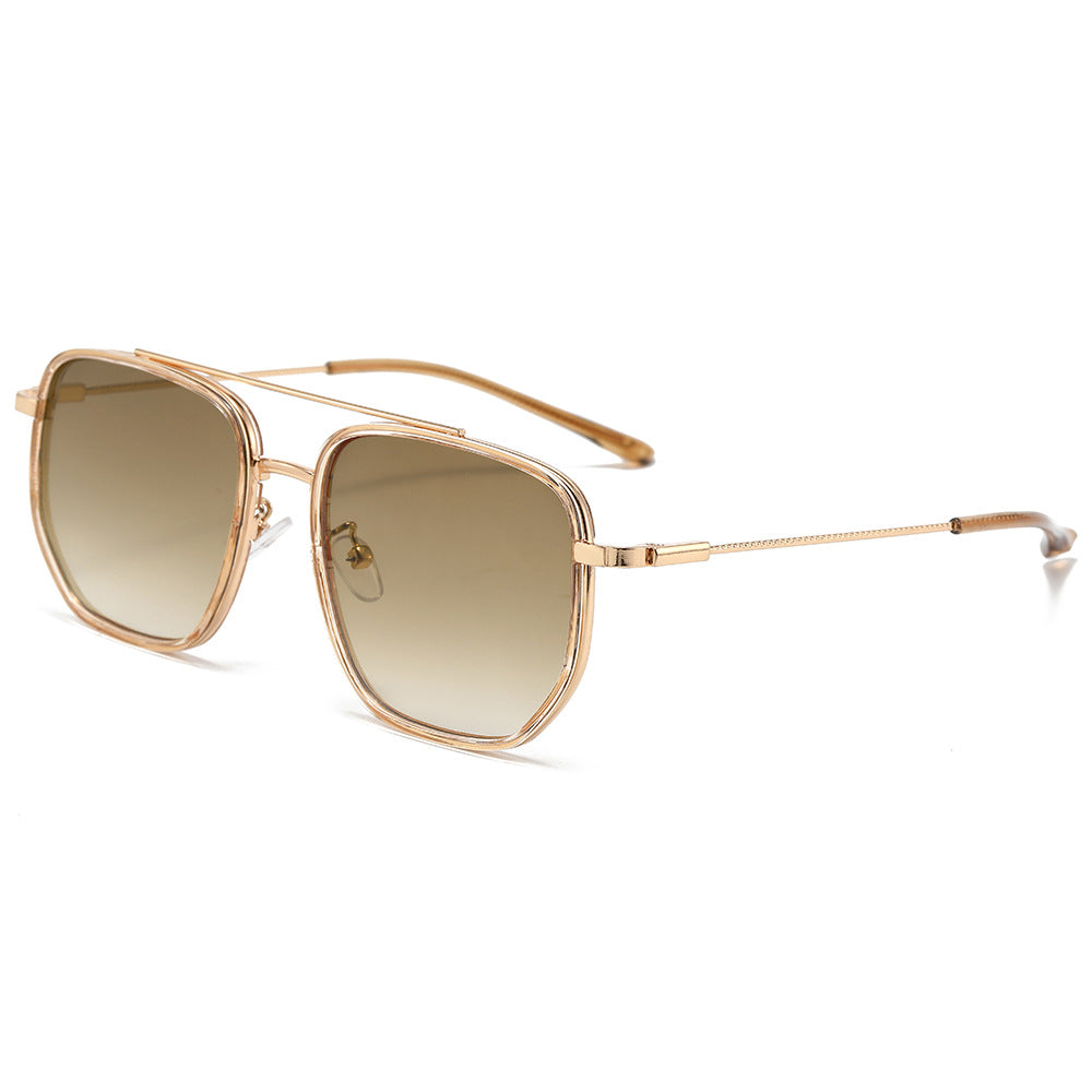 Fashionable Oversized Metal Sunglasses With A Premium Feel