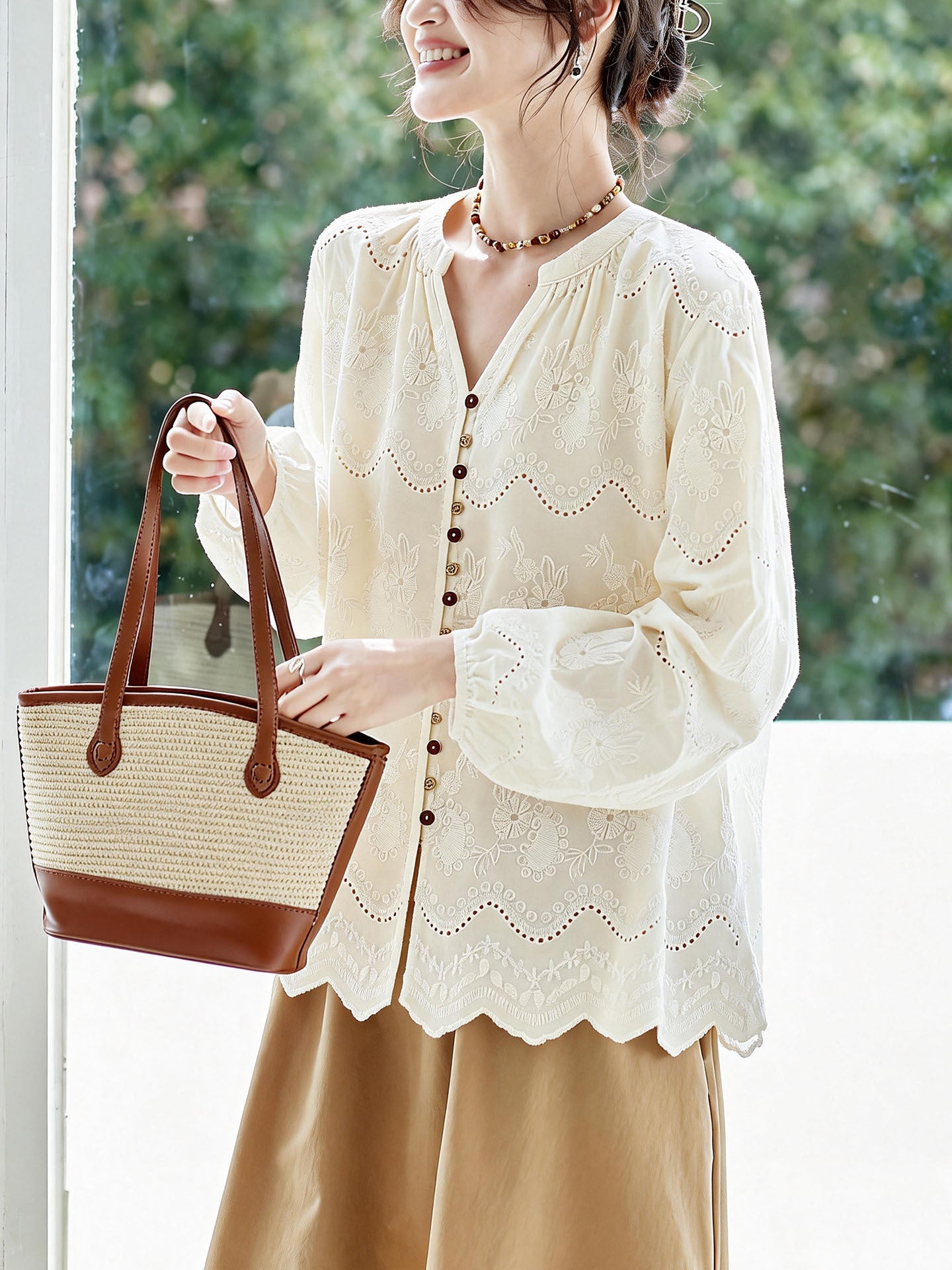 White Blouse Womens Long-sleeve Embroidered Top In Traditional Chinese Style