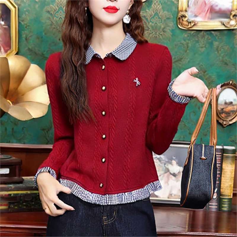 Early Spring New Arrival Fashionable Age-Defying Mock Two-Piece Top