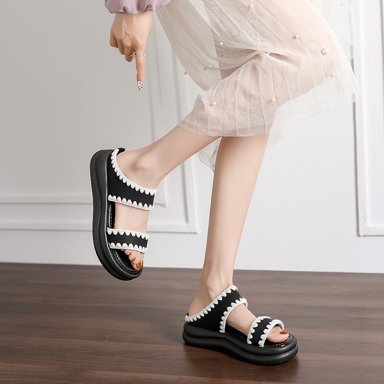 Women's French Style Sandals For Dresses Spring Outdoor New Fashion Versatile Soft Sole Non Slip Comfy Beach Slides