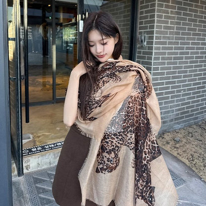 Womens New Fashionable Sun-Protective Scarf With Print