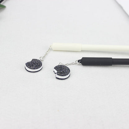 Popular Black and White Pendant Gel Pen