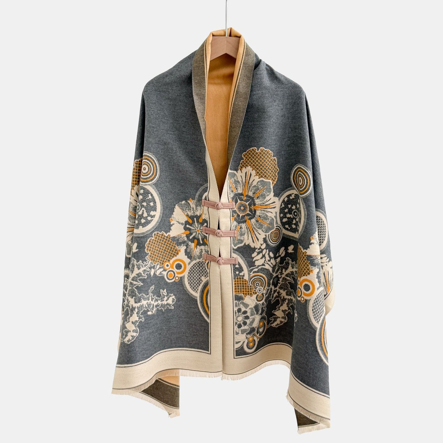Vintage Knot-button Outerwear Jacquard Shawl