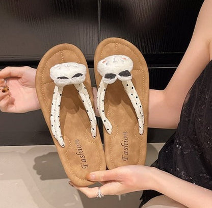 Women Cute Cartoon Sweet Heart Flat Thong Flip Flops Summer Outdoor Wear New Popular Anti Slip Soft Sole Slippers