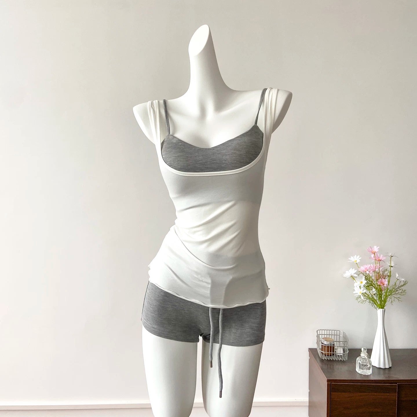 Sweet-and-sexy Color-blocked Two-piece Camisole Set