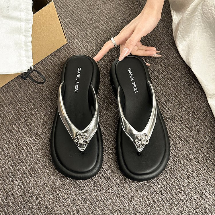 Women Trendy Sweet Metal Camellia Flower Platform Flip Flops, Thong Open Toe Slip Wedge Cushioned Sole Summer Beach Vacation Casual Slide Slippers