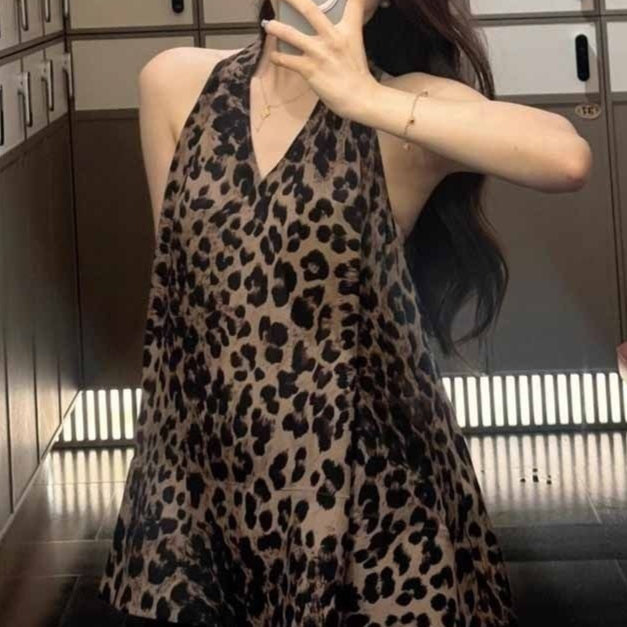 Sexy Alluring Leopard-print V-neck Sleeveless Halter Top